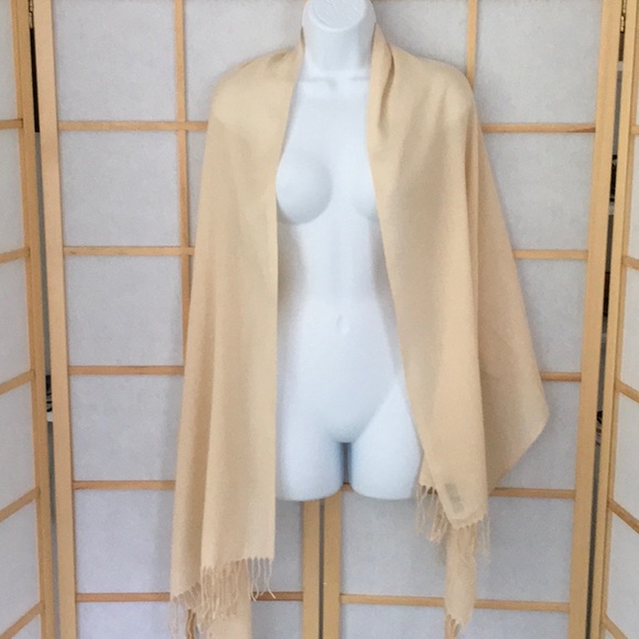 Cream Pashmina Wrap Large Soft - Picture 4 of 8